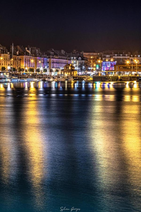 Avec Jardinet Sans Vis A Vis Plein Centre Ville Au Rdc 350M De La Plage Дьепп Экстерьер фото